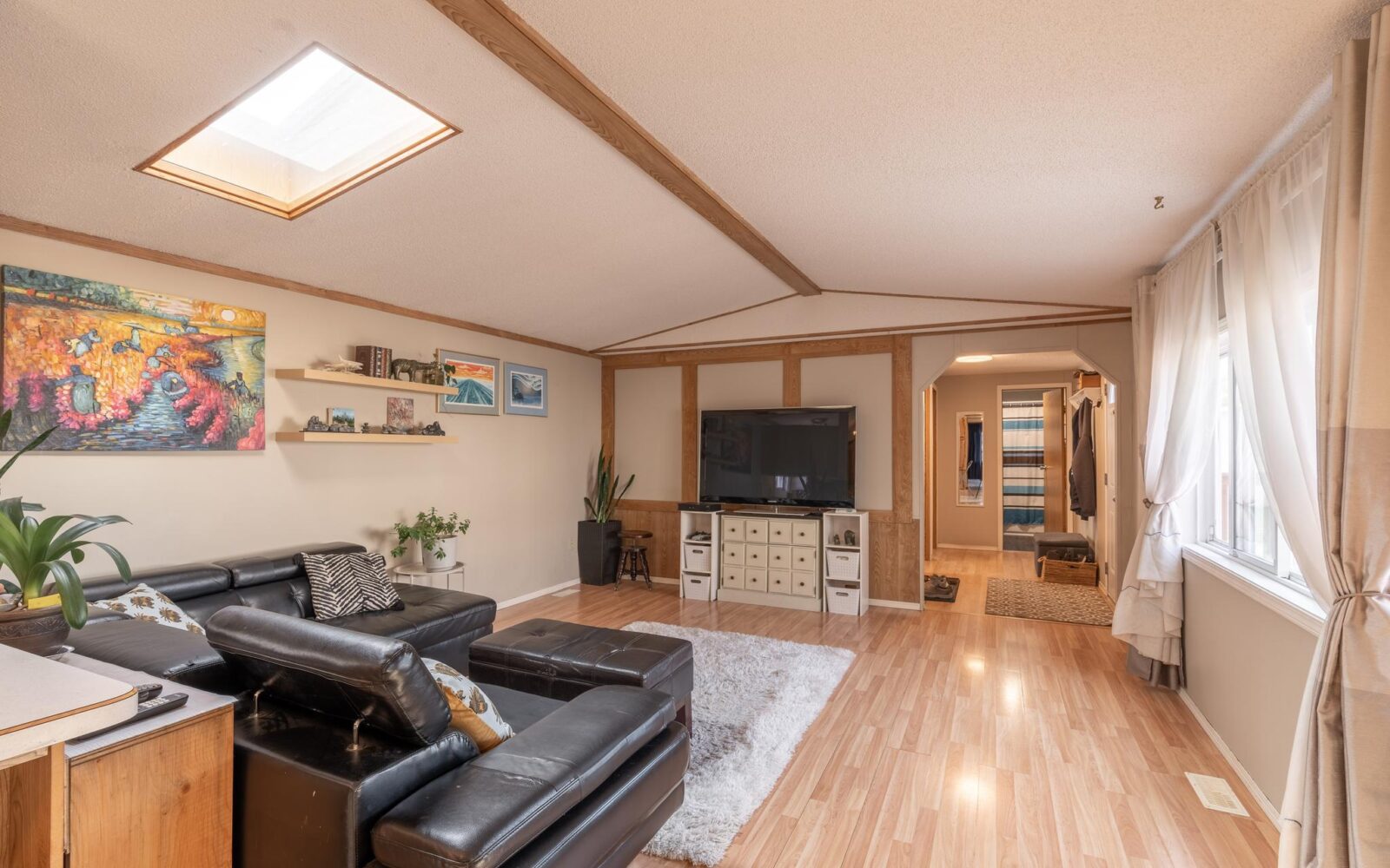 Real estate photo