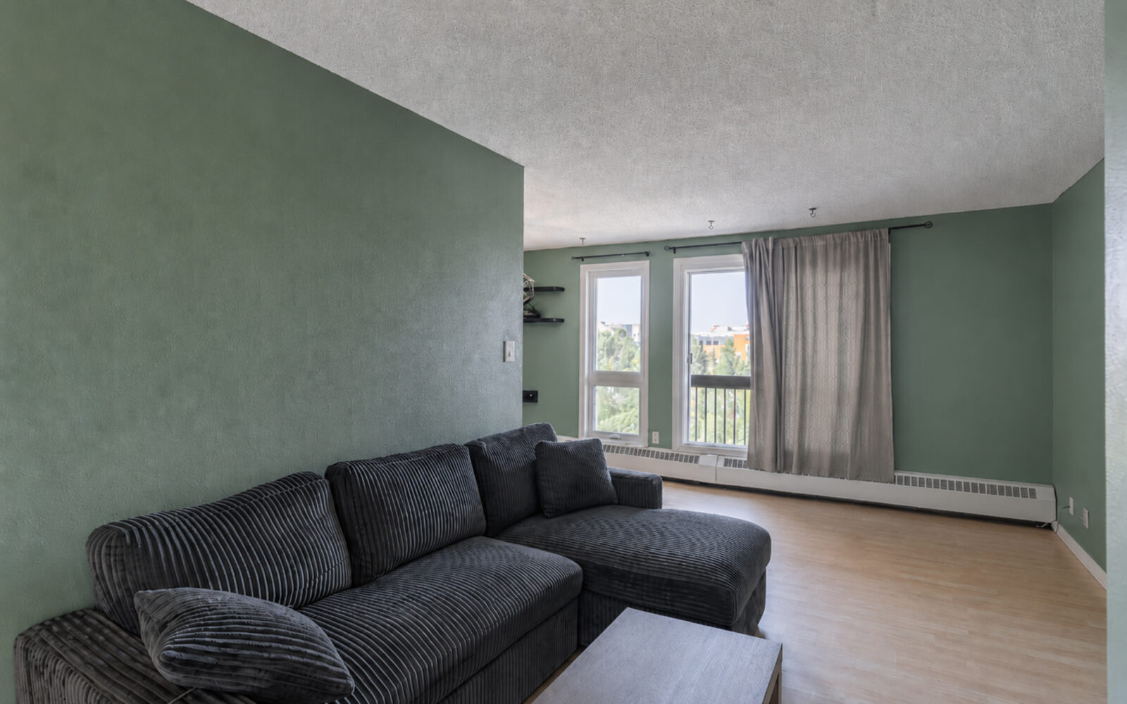 Real estate photo