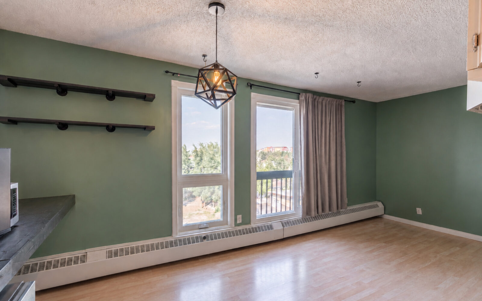 Real estate photo