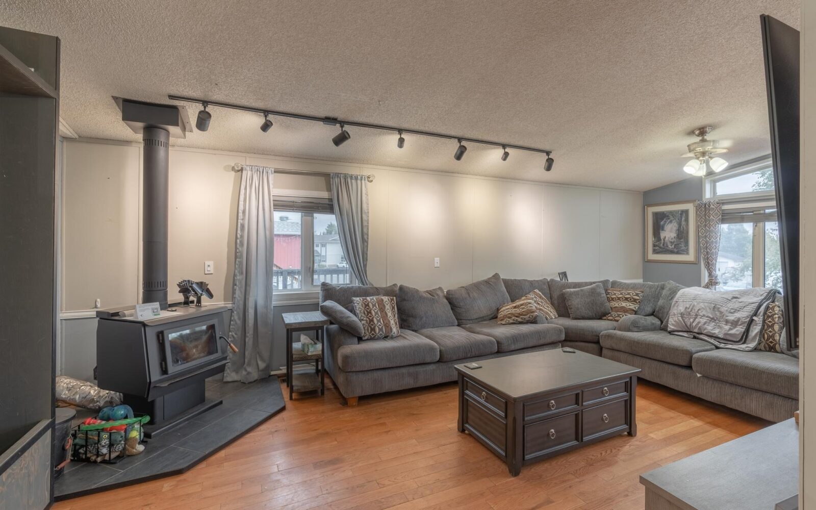 Real estate photo