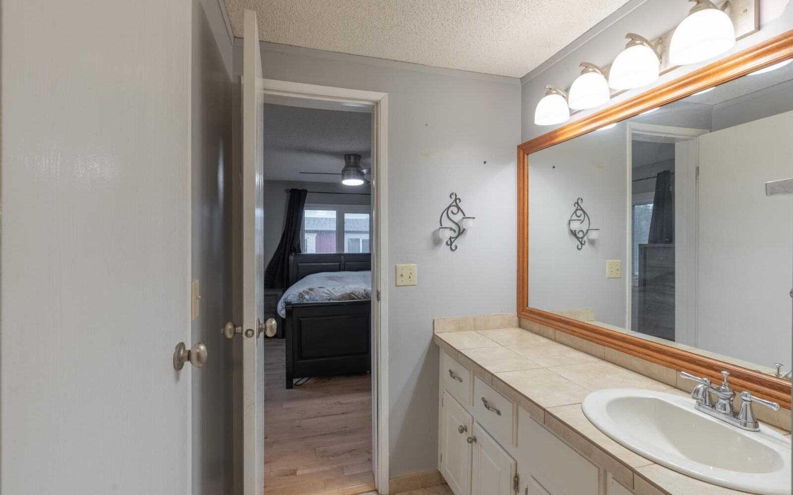 Real estate photo
