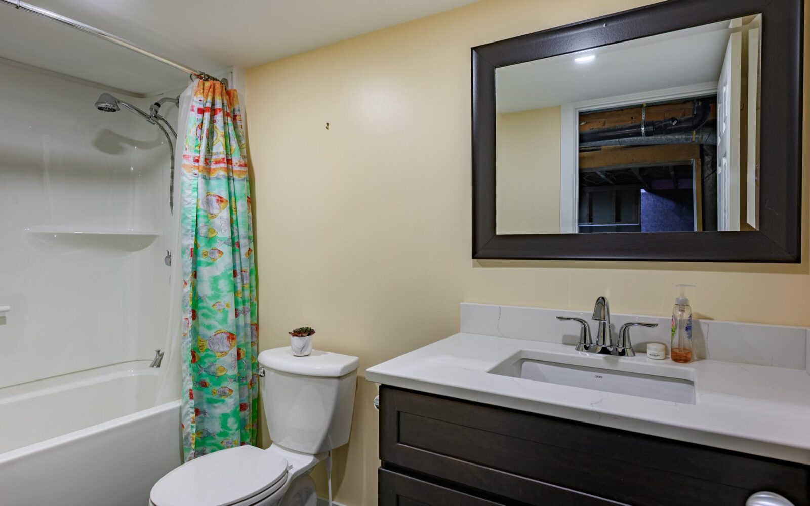 Real estate photo