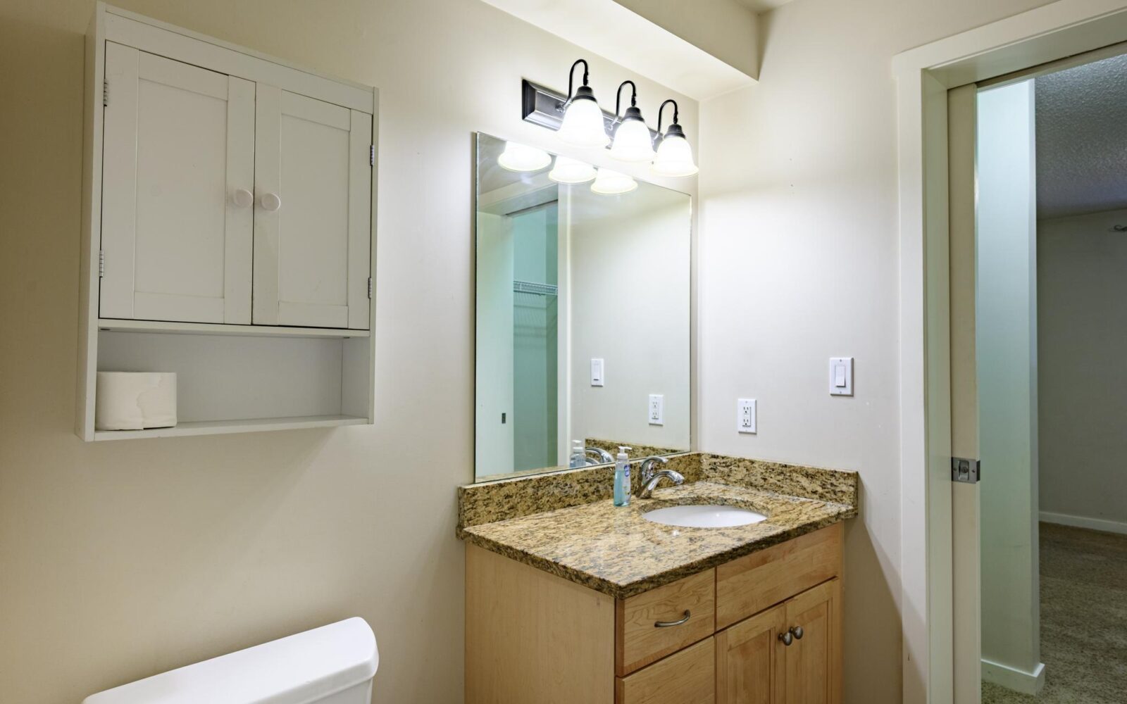 Real estate photo