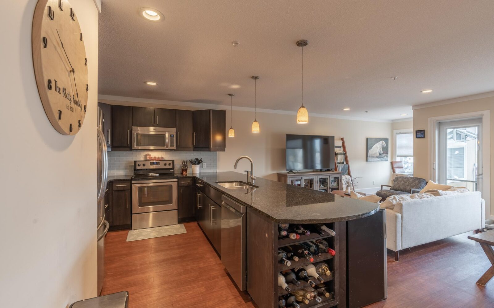 Real estate photo