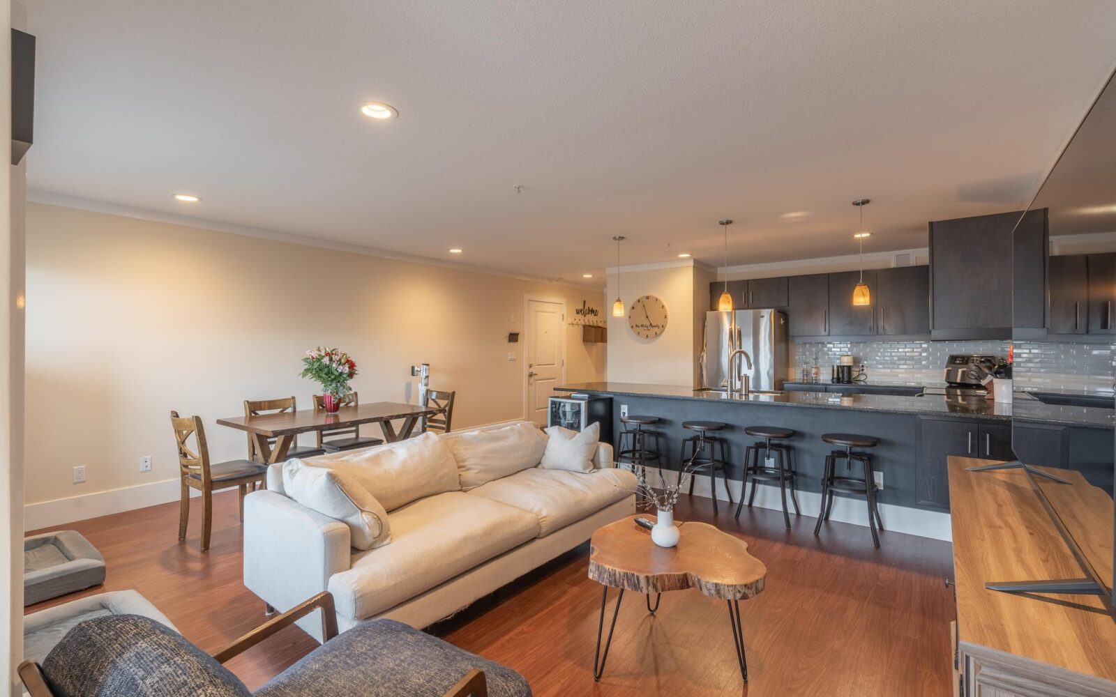 Real estate photo