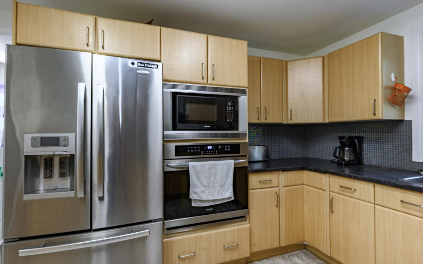 Real estate photo