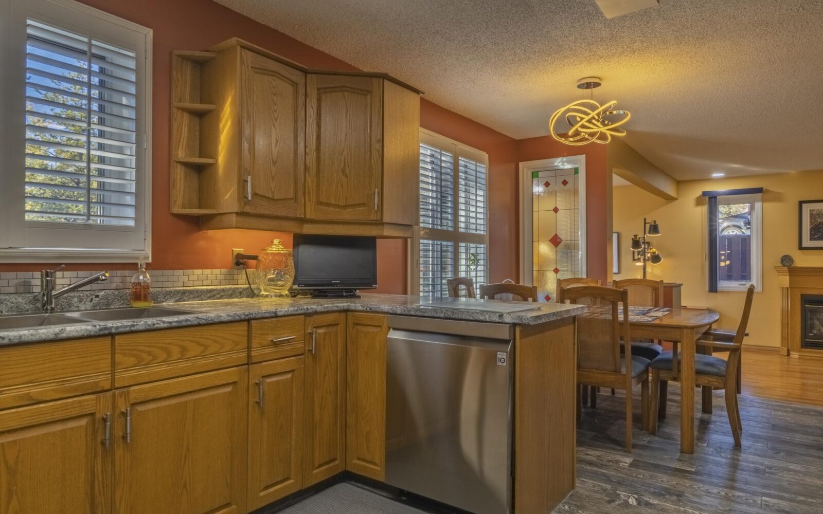Real estate photo