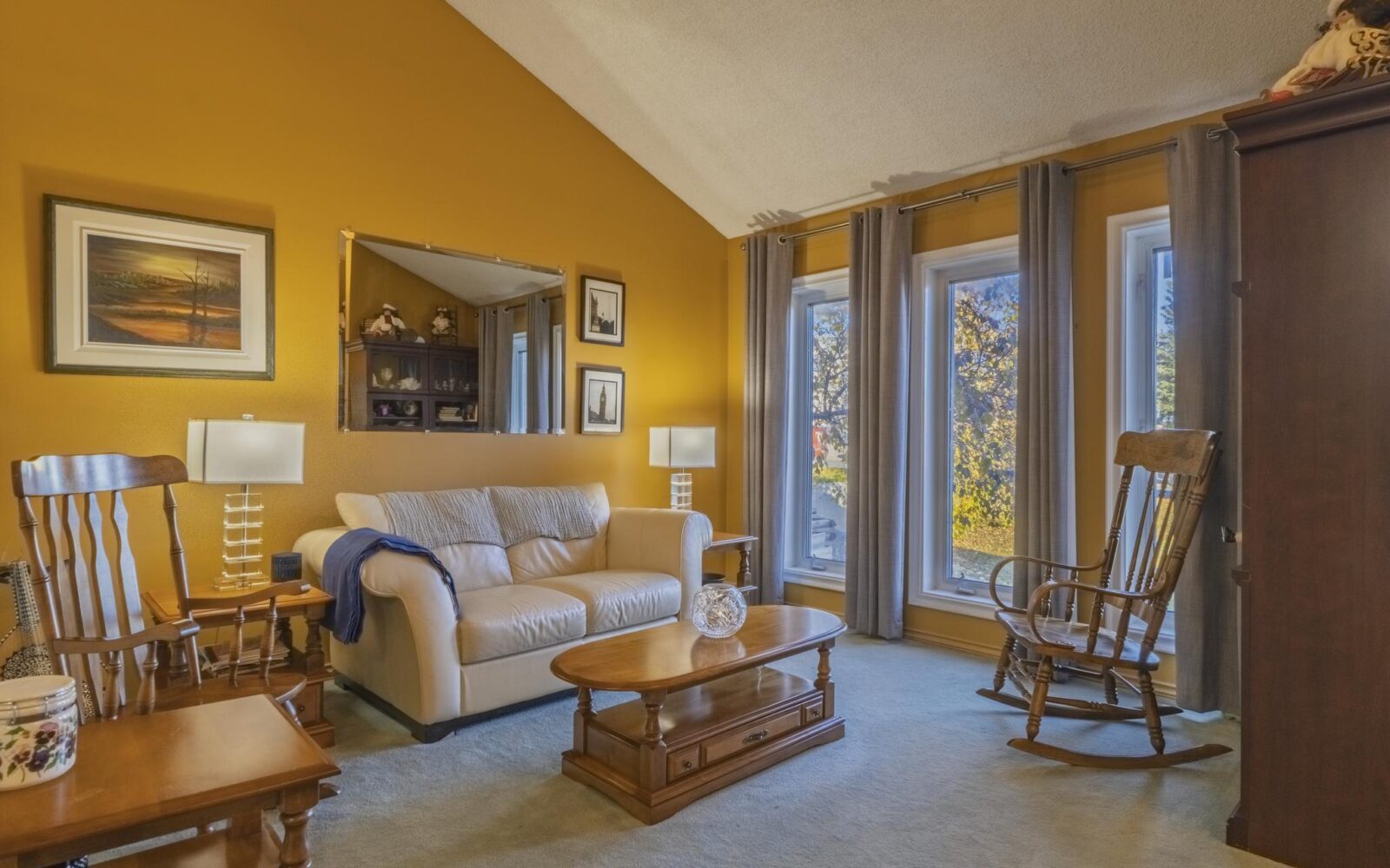 Real estate photo