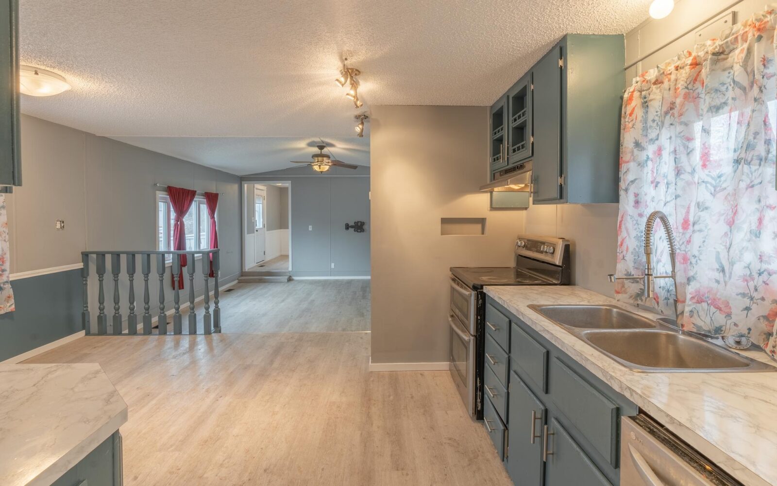 Real estate photo